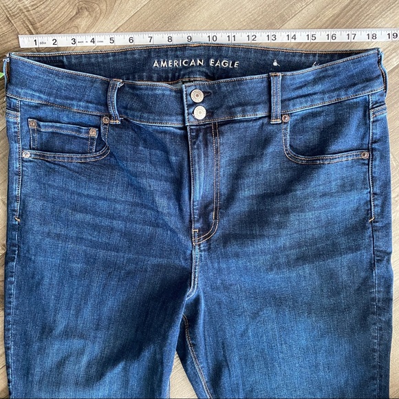 AE Hi-Rise Artist Flare jeans size 20 - Picture 4 of 7